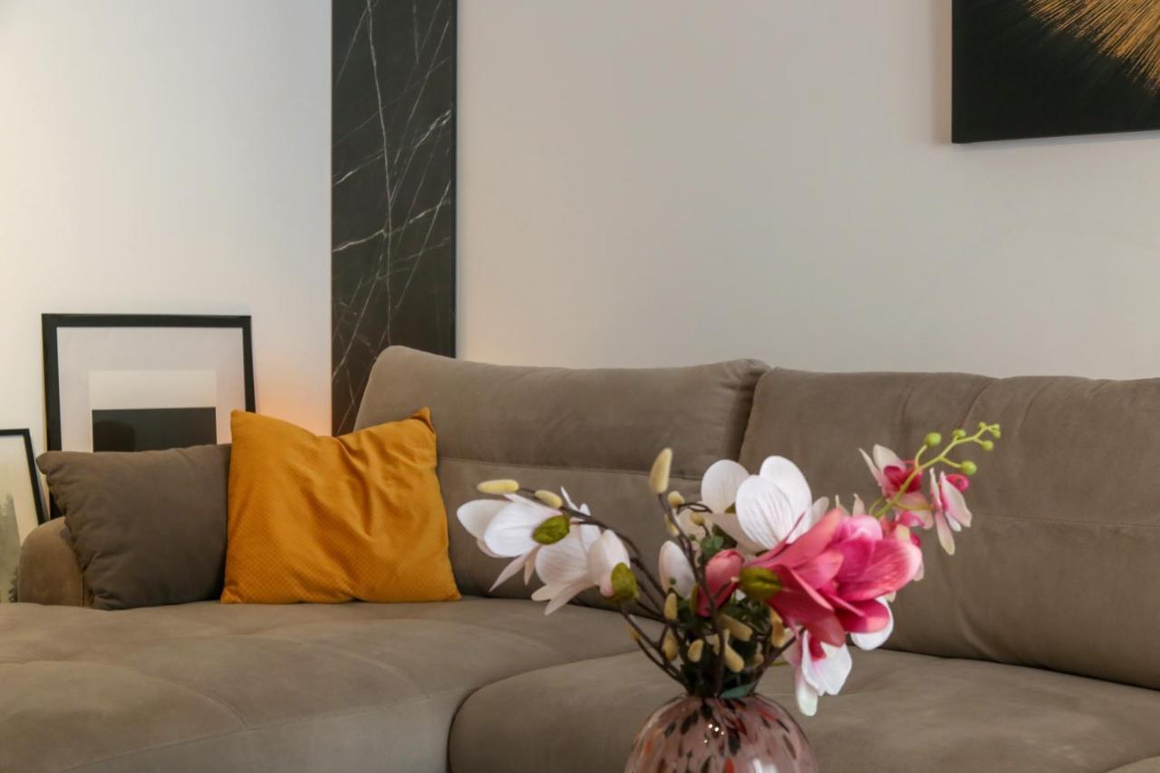 Supernova Deluxe Residence نوفي ساد المظهر الخارجي الصورة